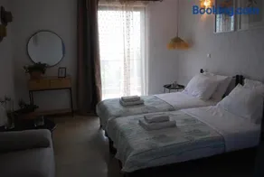 Sunset Rooms - Image 2