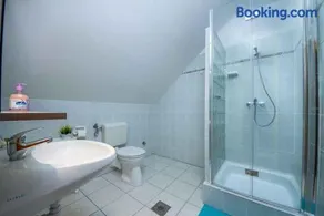 Apartment in Balatonmariafürdo 40852 - Image 5