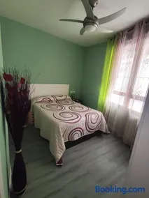 Apartamento Angustias plaza parking gratis privada incluida - Image 2