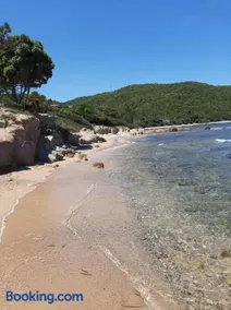 Mini Villa à 100m de la mer avec prise de recharge privative 3,6kw - Image 5
