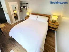 Garden Lodge - Image 3