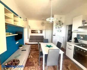 APARTMENT Aurora & Nicole IDEAL per bike 1 free parkings large e wi-fi free e x family mtb climbing con terazza vista mare - Image 2