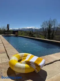 Luxury Villa in Le Marche with heated private pool, panoramic Sibillini views and airco - Image 2