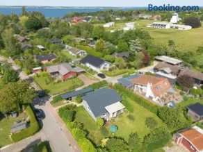VITA Sonnholm - Ferienhaus mit Sauna, Ofen und Garten - Image 2