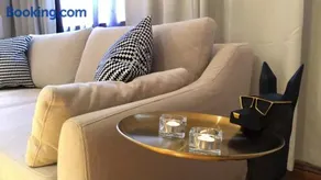 Large family room near Metro Taipei station for comfort and convenience, where 5 can relax and create unforgettable moments - Image 2