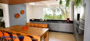 Bem-estar e boa localização (Apto Paraíso) - Image 4
