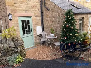 Carr’s cottage Eyam Peak District, - Image 2