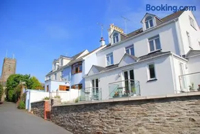 Waves - Sea View Duplex Apartment, Stoke Fleming - Image 2