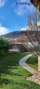Country Home Giannaras - Image 1