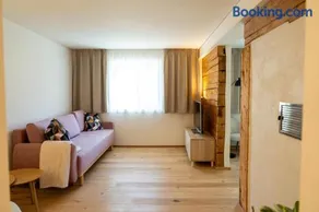 Stilvoll sanierte Altbau-Wohnung, Dornbirn Kehlegg - Image 1