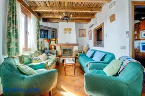 Comfortable Villa in Puebla de Don Rodrigo with Private Pool - Image 4
