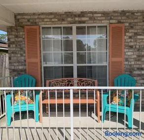 D's Florida-Alabama Vacation Home Sleeps 14 Guests - Image 2