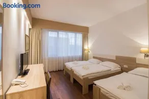 Hotel Quercus - Image 4