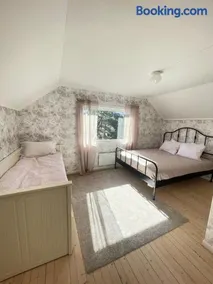 Bestemors hus med kystnær beliggenhet - Image 4