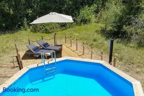 La Terrasse - A Tranquil Place in the Woodland - Image 2