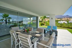 AL-1204 Ground Floor Apartment in Alcazaba Lagoon - Image 1