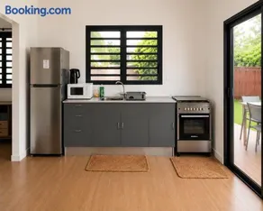 Au Petit Bungalow - Air conditionned & Mountain view - Image 3