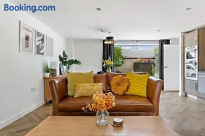 Peterswell Holiday Cottage - Image 4