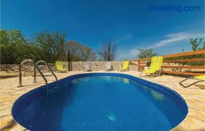 Three-Bedroom Holiday Home In Lecevica - Image 2