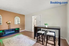 Reading Nook Getaway - Image 3