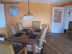 Apartamento con 2 dormitorios para 4 personas - Image 1