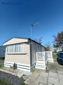 Ollys House - Image 1