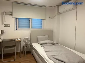 Summer House Seoul - Image 5