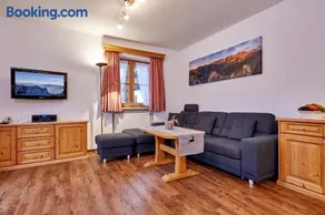 Familienorientiertes Apartment mit Garten, Grill und Terrasse | Gartenblick - Image 2