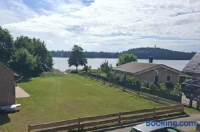 Großzügiges Ferienhaus am Krakower See inkl Boot und Badesteg - Image 2