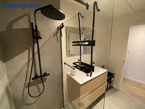 Luxury & cozy apartment - Image 1