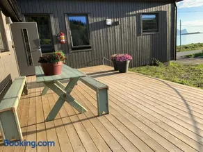 BEDEHUSET Basecamp Senja - Image 4