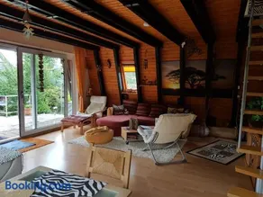 Ferienhaus zum Wohlfühlen in der Eifel, Poolnutzung, Tennis, Minigolf, Seenähe - Image 2