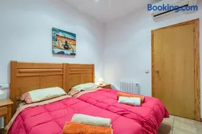 Charming apt by the beach with stunning harbor views - Image 1