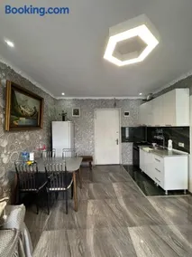 მყუდრო აპარტამენტი ანაკლიაში, Cozy Apartment in Anaklia - Image 3
