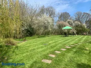 Thatched Cottage - Image 4