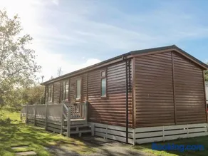 Pine Tree Lodge Eshott - Image 2