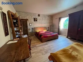 Accacia Home - Image 2
