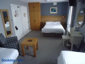 Templemore Arms Hotel - Image 2