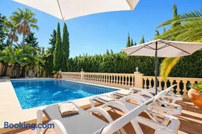 Villa Hermosa by Aguilarent - Image 1