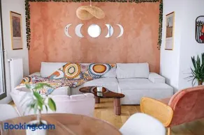 Penthouse with rooftop - Image 1