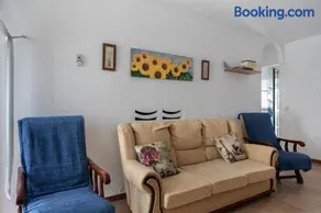 Apartamento con piscina, terraza y jardín | Se admiten mascotas - Image 4