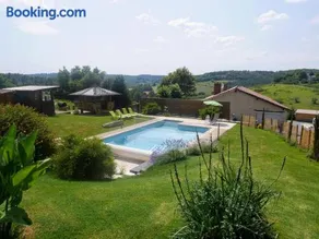Chez "hygge en périgord", gîtes climatisés à la campagne avec piscine chauffée privatisée et balnéo en option ou déjà incluse- 1 gîte de 2 personnes, 1 jusqu'à 6 personnes et 1 jusqu'à 12 personnes - Image 2