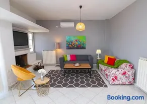 Sunset Apartment - Image 1