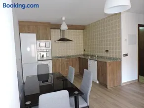 El Tranco Apartamentos - Image 3