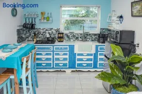 Miami Boho Beach Place - Image 4