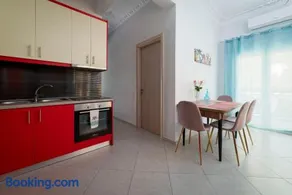 Cuka apartment 3BD nexto to metro and Piraeus Port - Image 2