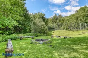 Cozy Mountainside Condo - Image 1