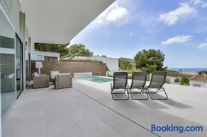Villas Guzman - Eltrece - Image 1