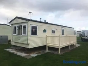 Summer The Grange Ingoldmells 6 berth 3 bedrooms - Image 1