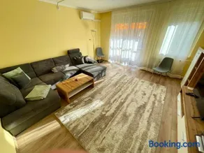 LOVEly Home&Lake - Image 2